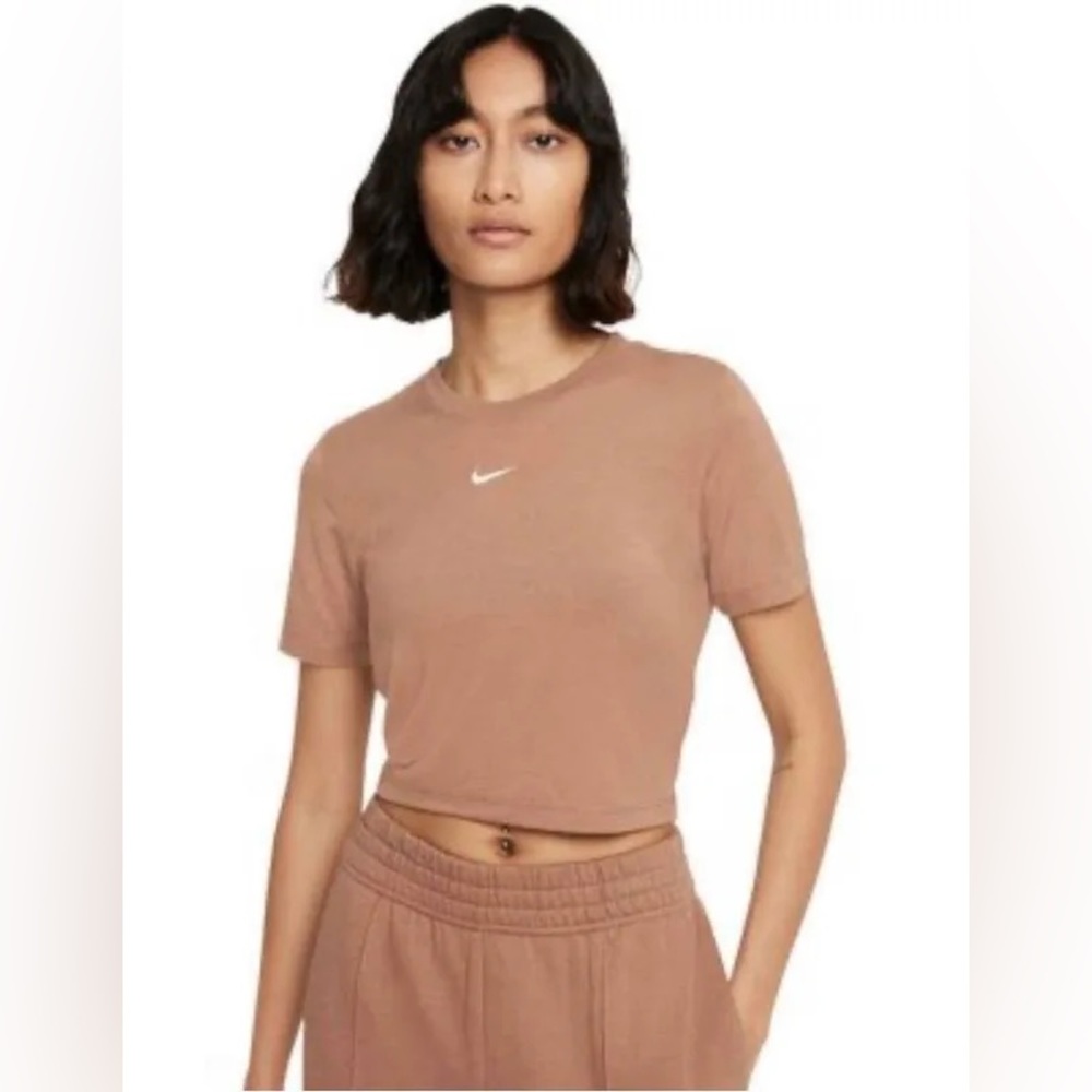 Nike slim fit tee tan